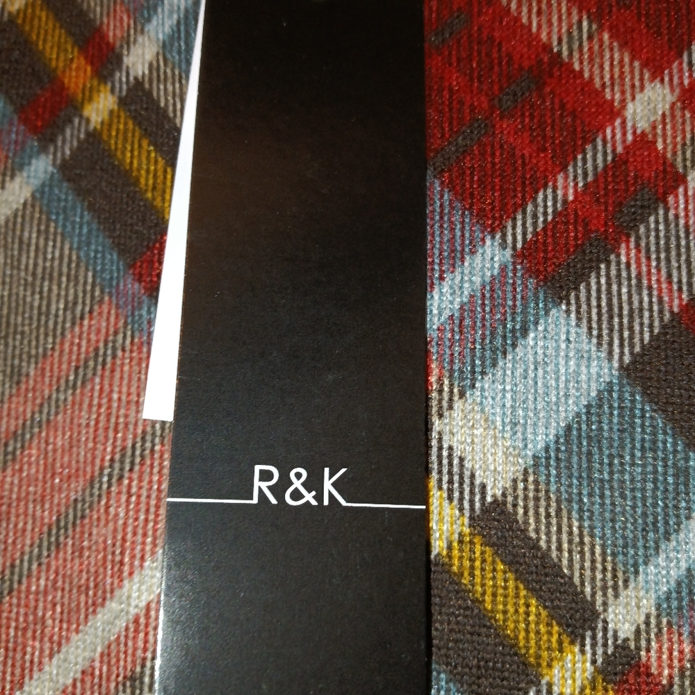R&K Plaid Dress W/Scarf(PTP 33" L 36") - Picture 7 of 8